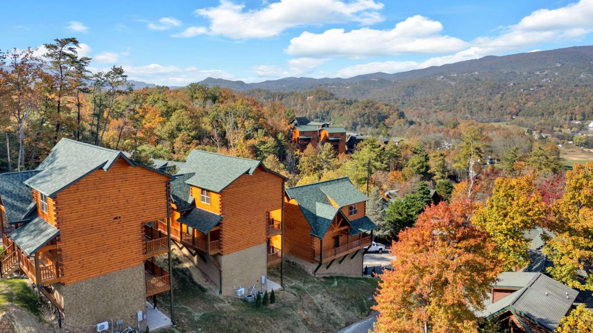 New Luxury Cabin With Indoor Pool, Hot Tub, & Theater Villa Pigeon Forge Ngoại thất bức ảnh